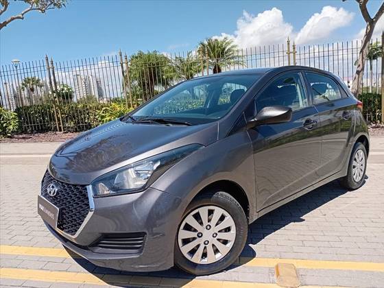 HYUNDAI HB20 1.0 UNIQUE 12V FLEX 4P MANUAL HYUNDAI HB20 1.0 UNIQUE 12V FLEX 4P MANUAL